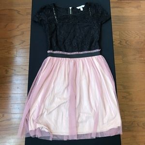 Black and rose tool dress.